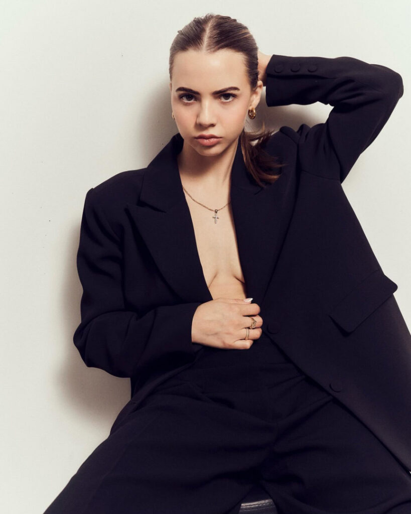 TikTok – Instagram – Bobbialthon  Bobbialtoff – Nude Leaks