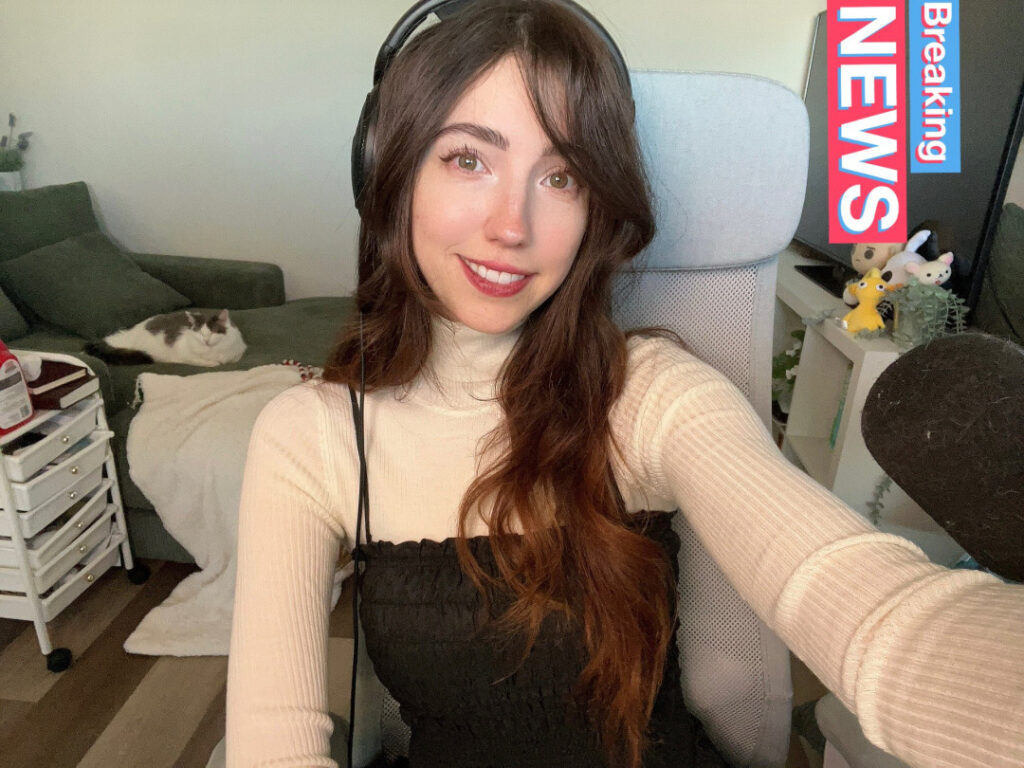 Twitch – breebunn – Nude