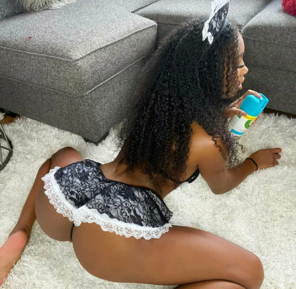 Youtube – Ebony – canadianyogababe / canadianyogababefree / curlycanadianbabe – Nude Leaks