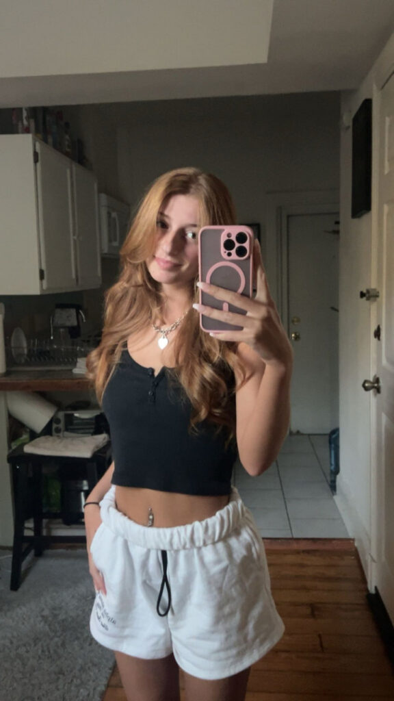 Instagram – Fanfix – Snapchat – Carmela / carmmiee / carmmieecat – Nude Leaks