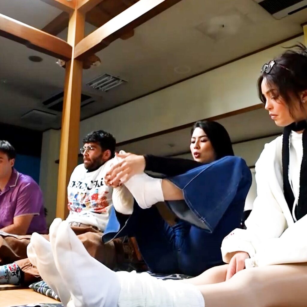 Twitch – Asian – CarolineKwan – Nude