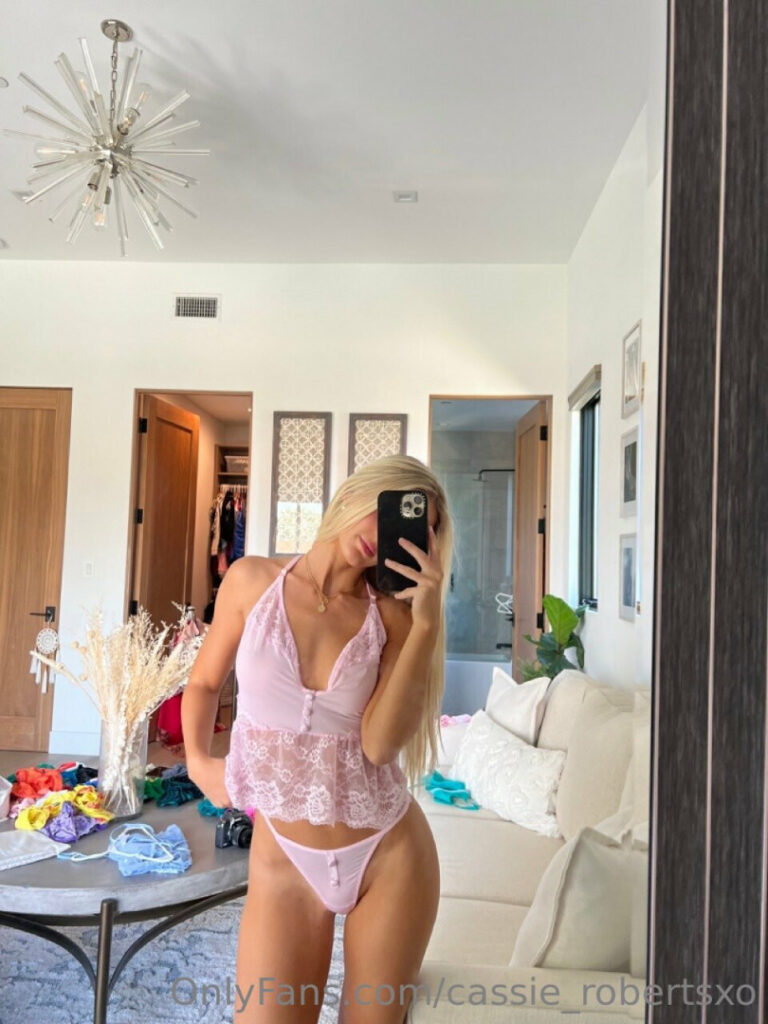 OnlyFans – Instagram – Cassie and Chloe Roberts – Nude