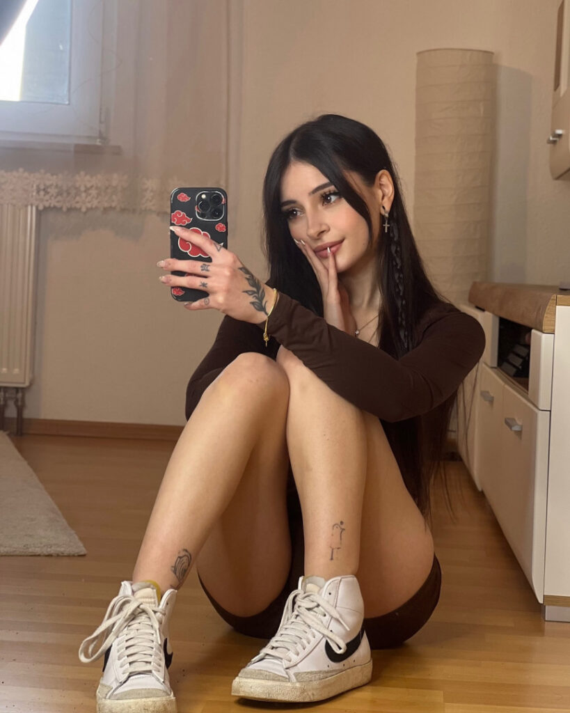 OnlyFans – Instagram – Cosplay – Cata Leyah / cata.leyah / cataleyah_ / leyahcata – Nude Leaks