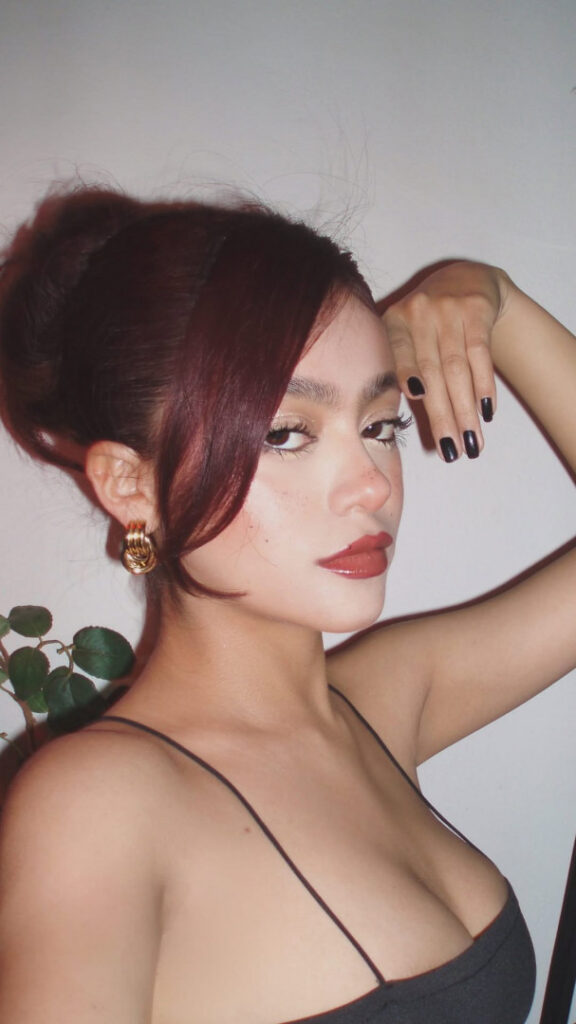 Instagram – Celeste.css – Nude