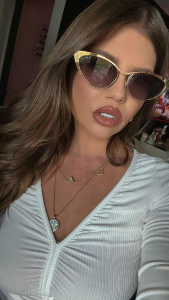 Celeb – Chanel West Coast – Nude