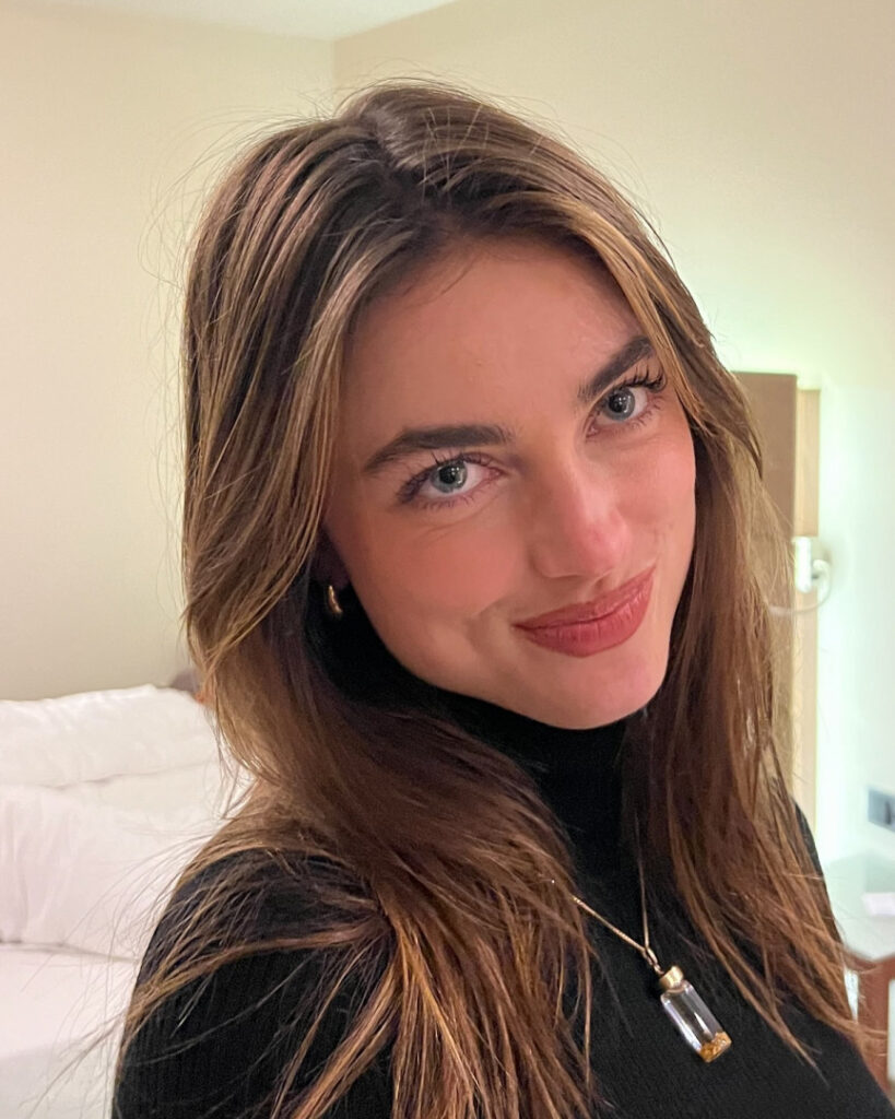 Instagram – Charleen Weiss – Nude