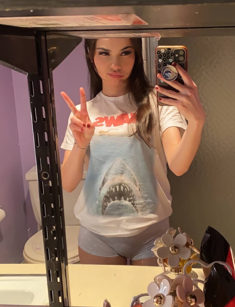 charlize / charlize;3 – Nude Leaks