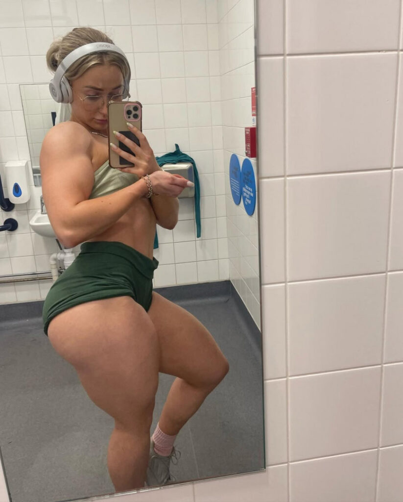 TikTok – Instagram – charlottejconnell – char – Nude Leaks