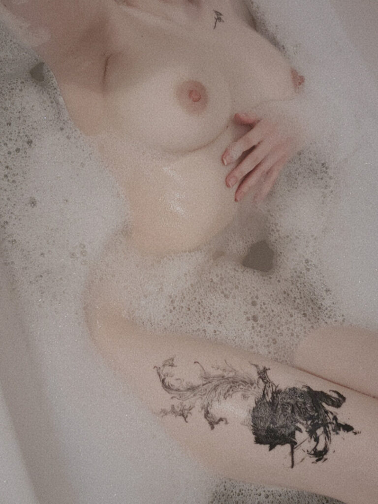 OnlyFans – Chocohoee Kwehzy – Nude