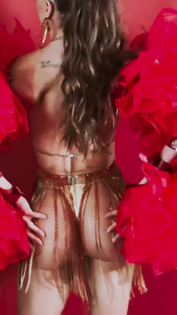 Brazil – Celeb – Deborah Secco – Nude Leaks