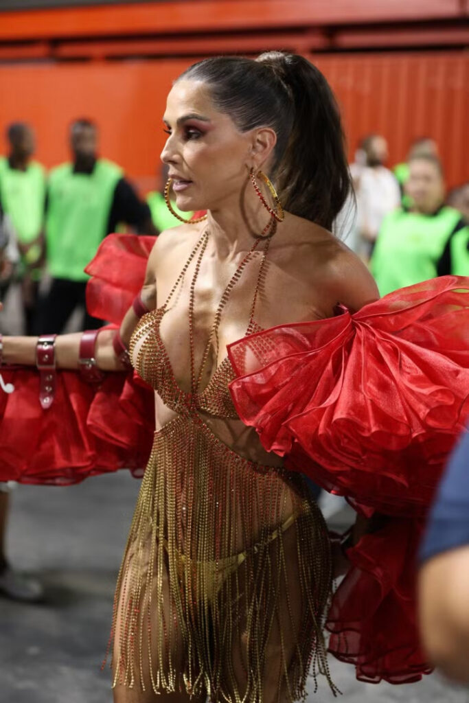 Brazil – Celeb – Deborah Secco – Nude Leaks