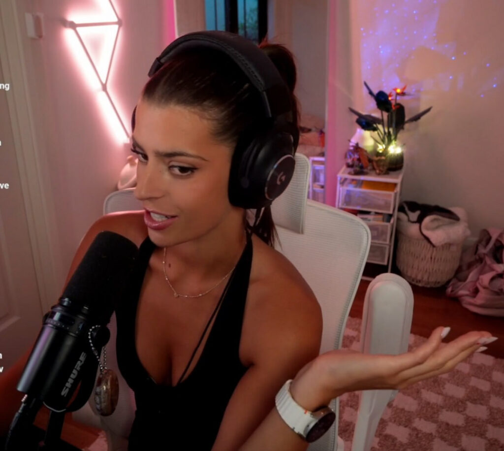 Twitch – Develique – Nude