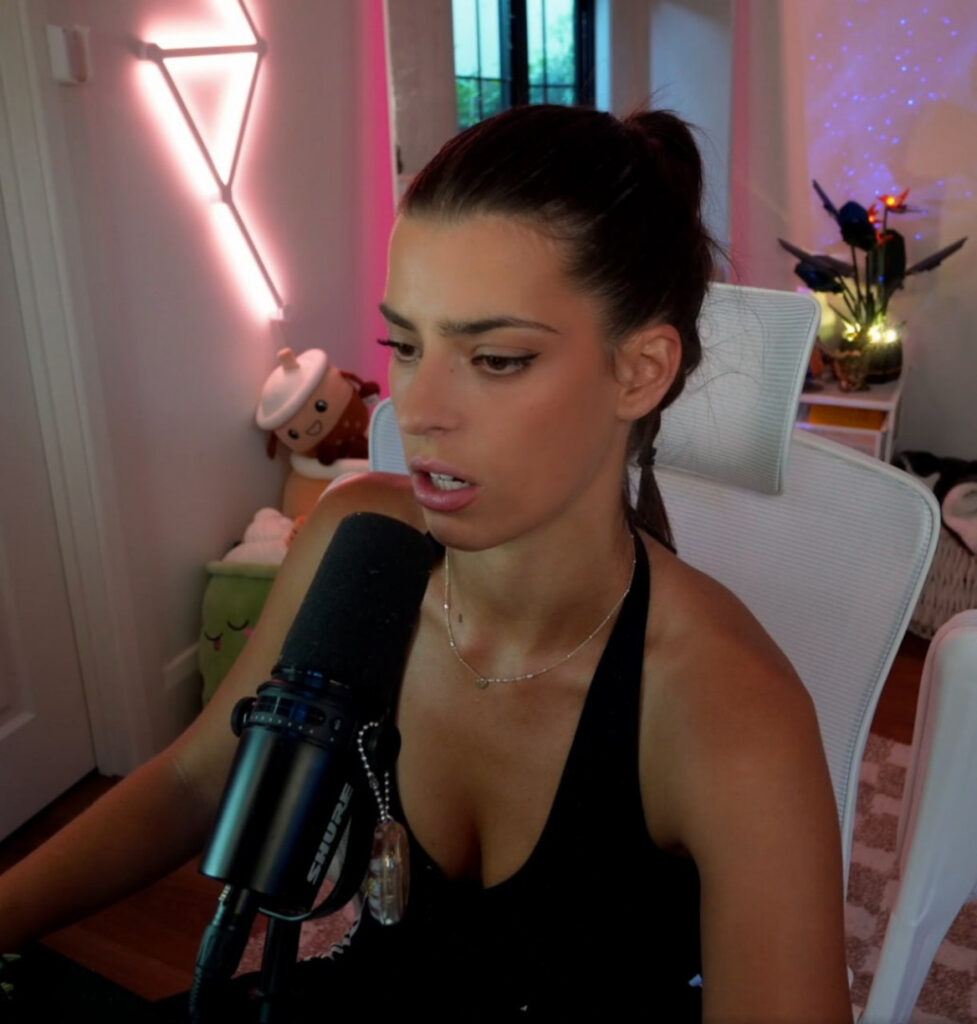 Twitch – Develique – Nude