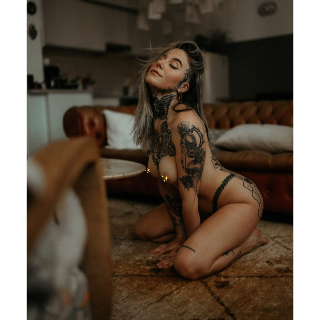 Instagram – divinement_bon – Nude Leaks