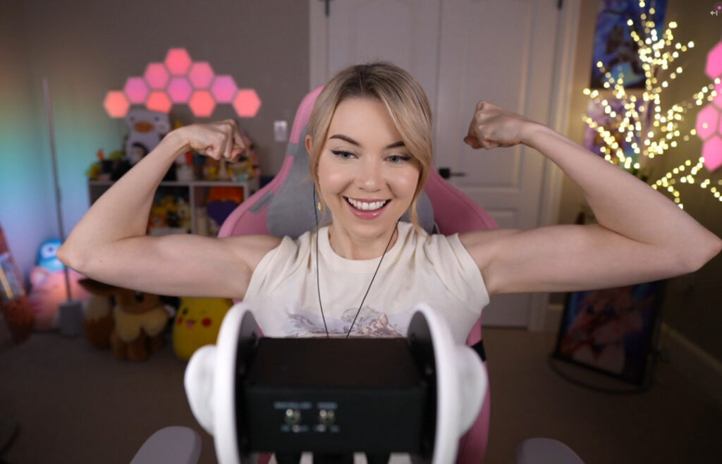 Twitch – Petite – Dizzykitten – Nude