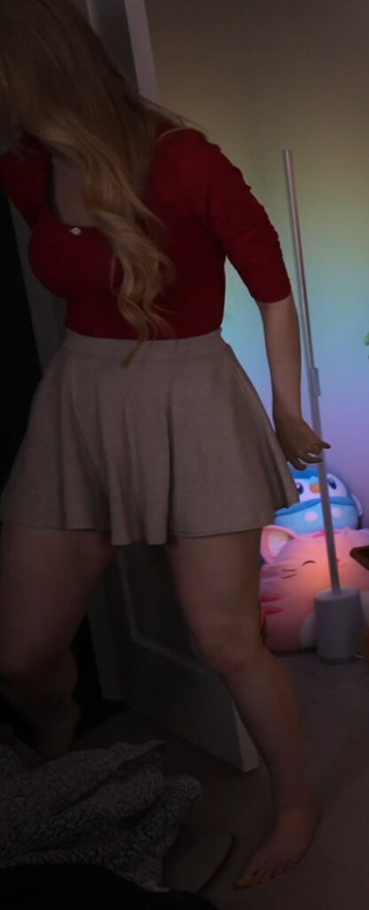 Twitch – Petite – Dizzykitten – Nude