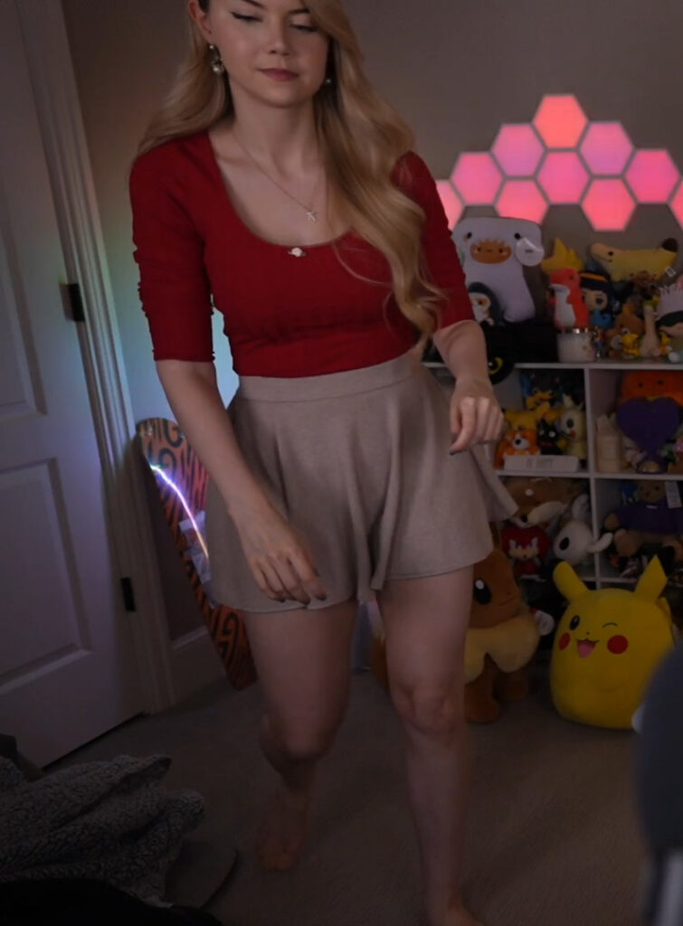 Twitch – Petite – Dizzykitten – Nude