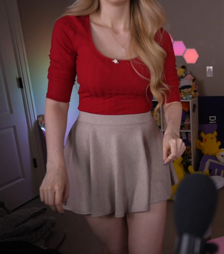 Twitch – Petite – Dizzykitten – Nude