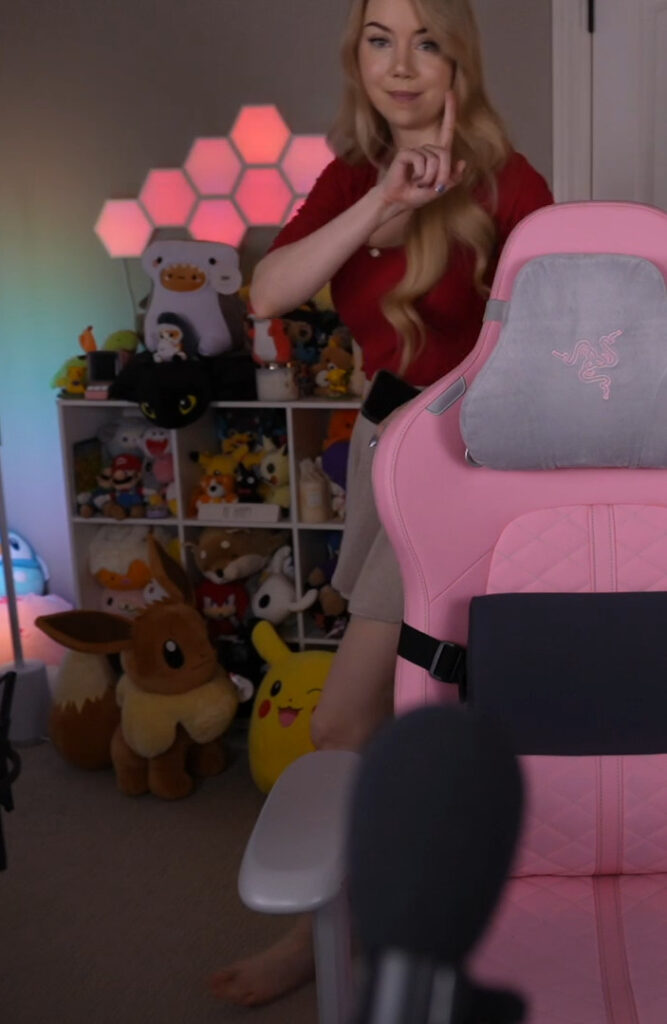 Twitch – Petite – Dizzykitten – Nude