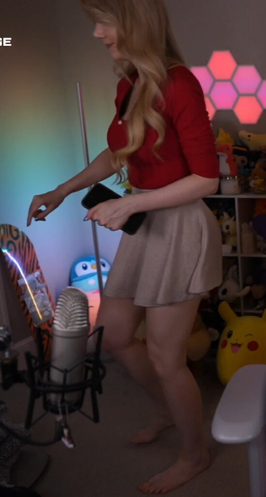 Twitch – Petite – Dizzykitten – Nude