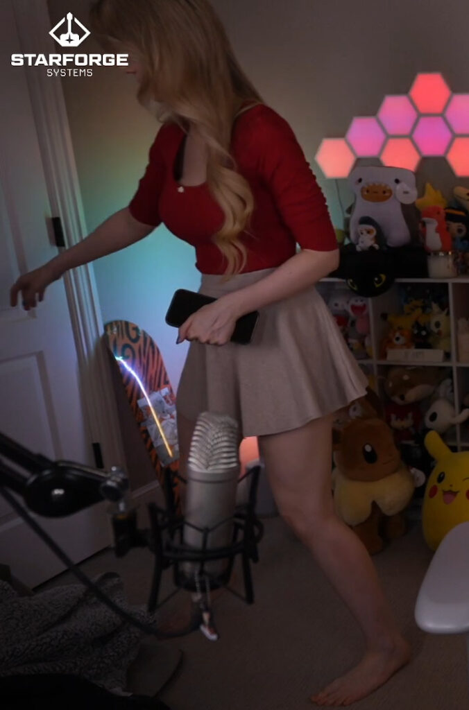 Twitch – Petite – Dizzykitten – Nude