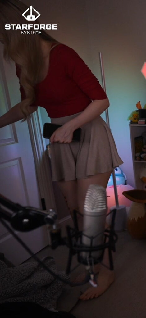 Twitch – Petite – Dizzykitten – Nude