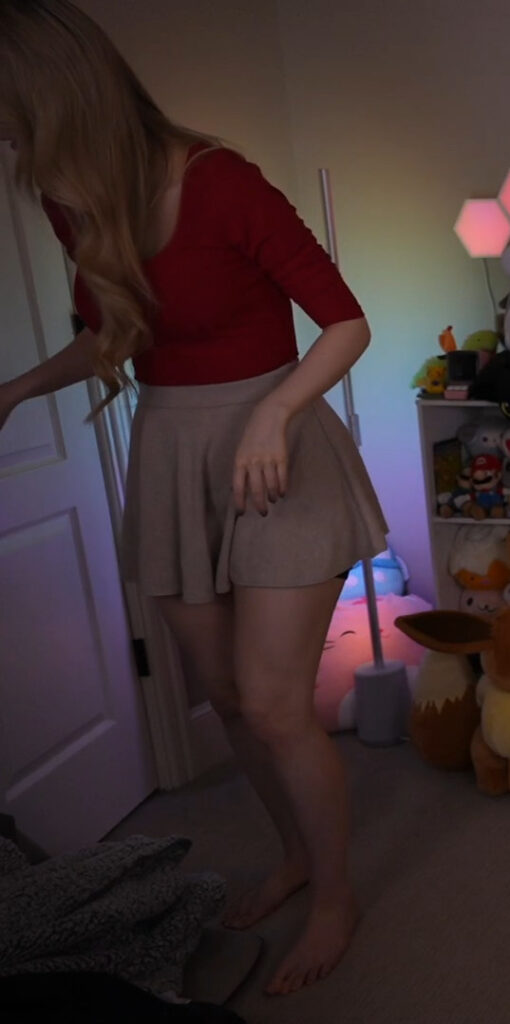 Twitch – Petite – Dizzykitten – Nude