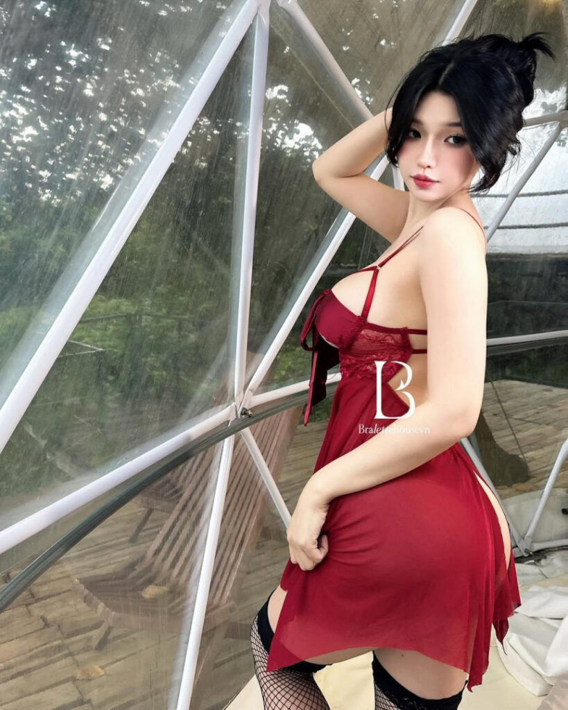 Instagram – Asian – Vietnamese – Duyenn Hipp – Nude