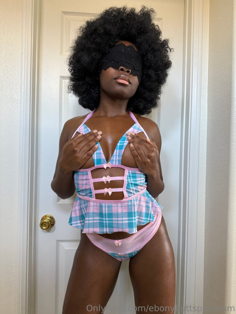 OnlyFans – Petite – Ebony – Ebony Butts / PastaToots – Nude