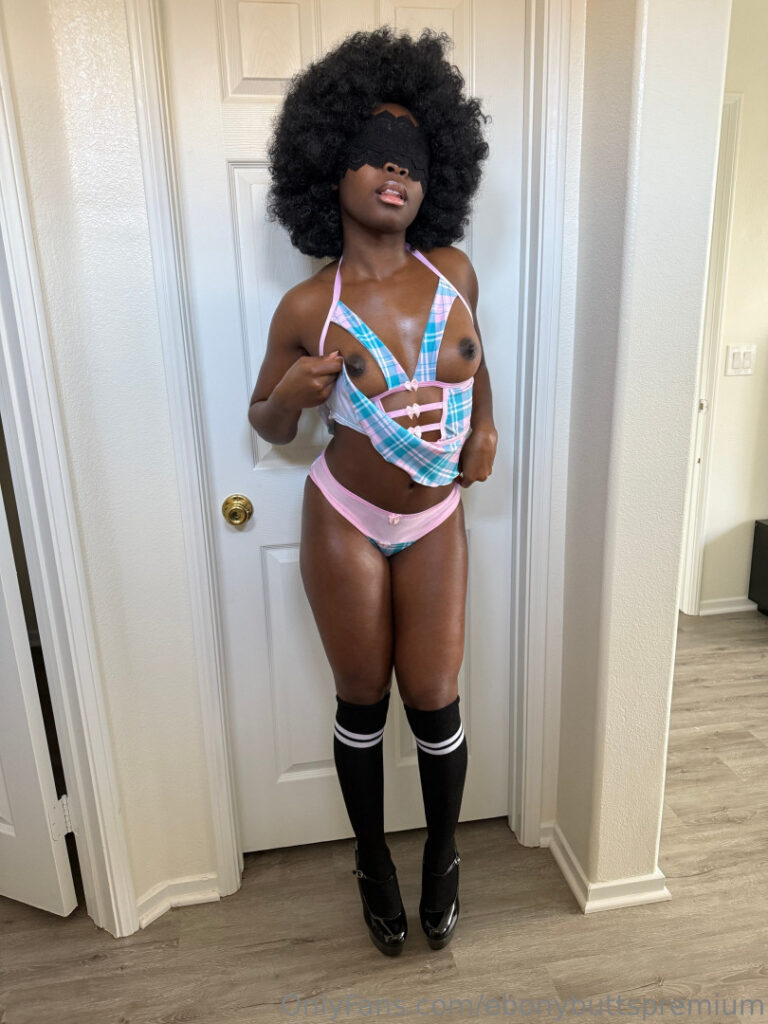 OnlyFans – Petite – Ebony – Ebony Butts / PastaToots – Nude