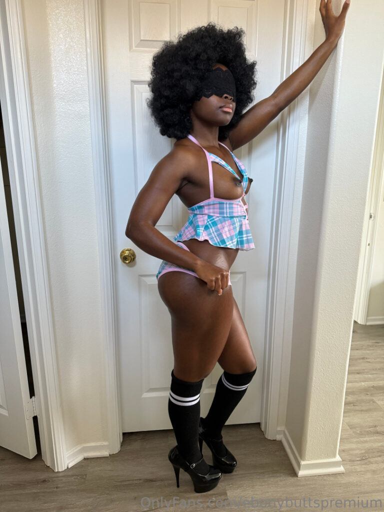 OnlyFans – Petite – Ebony – Ebony Butts / PastaToots – Nude