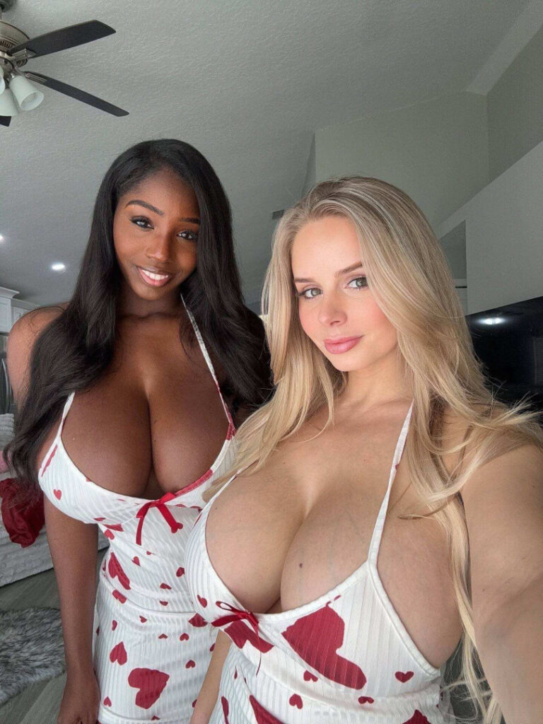 Instagram – T H I C C – Ebony – Ellie The Empress – Nude