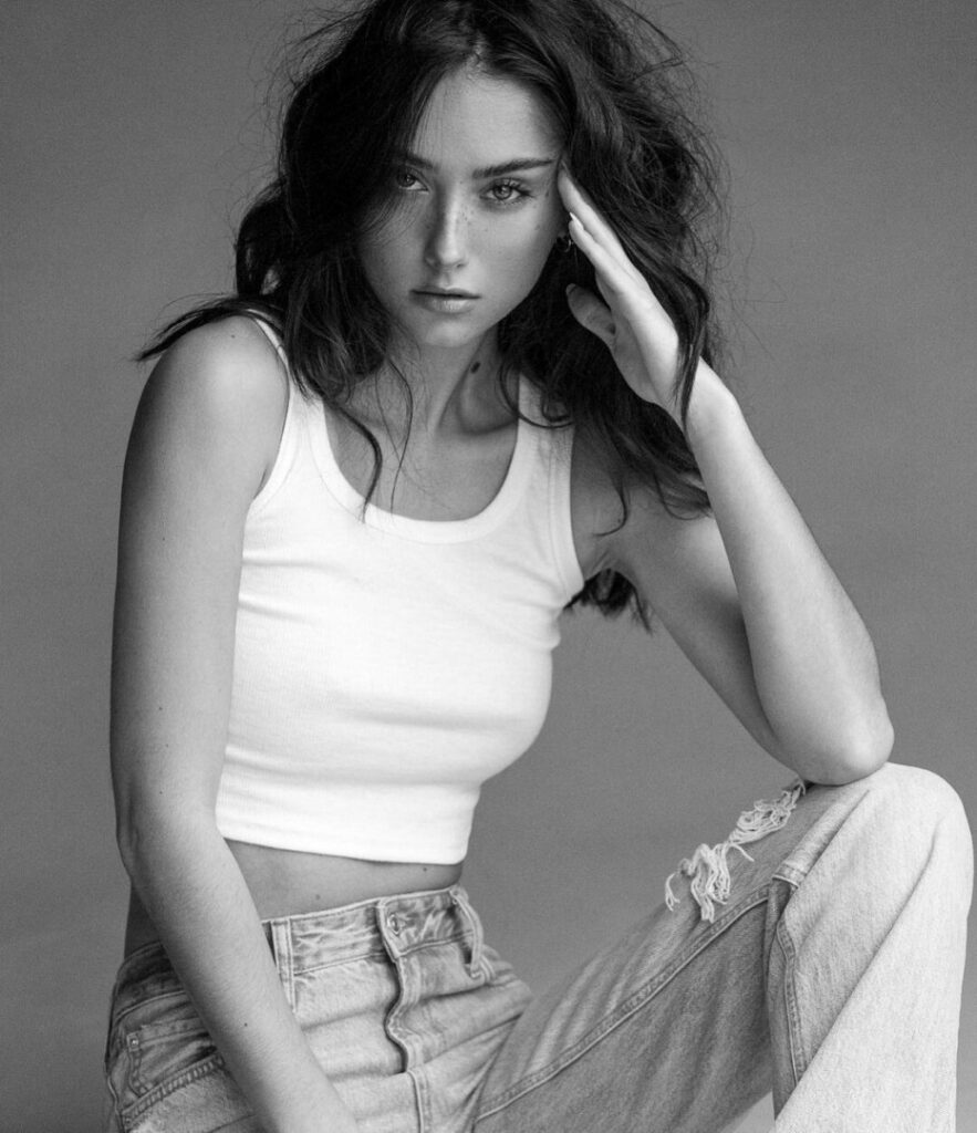 Instagram – Elsa Couturier – Nude Leaks