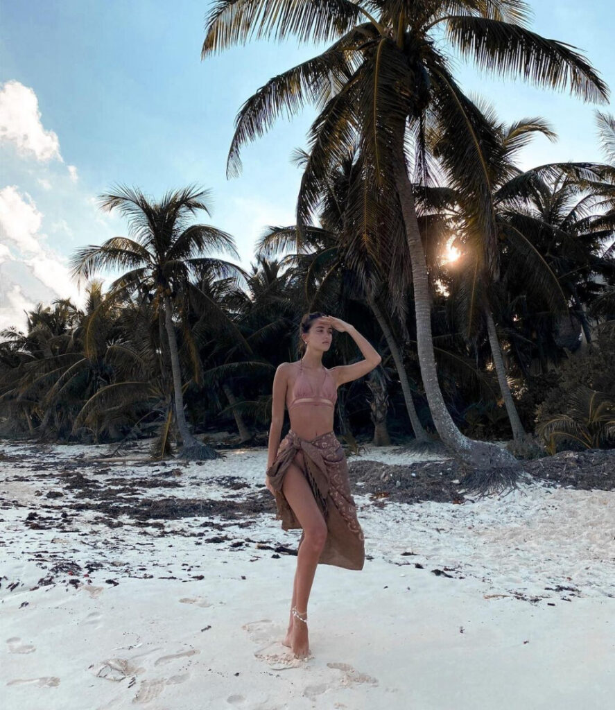 Instagram – Elsa Couturier – Nude Leaks