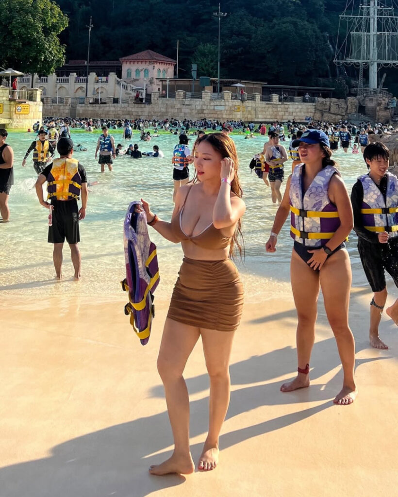 Instagram – Asian – em_mioo – Nude Leaks