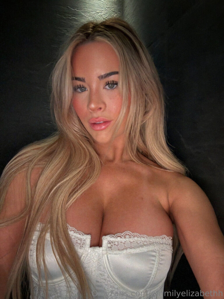 OnlyFans – Instagram – Emily Elizabeth – Nude