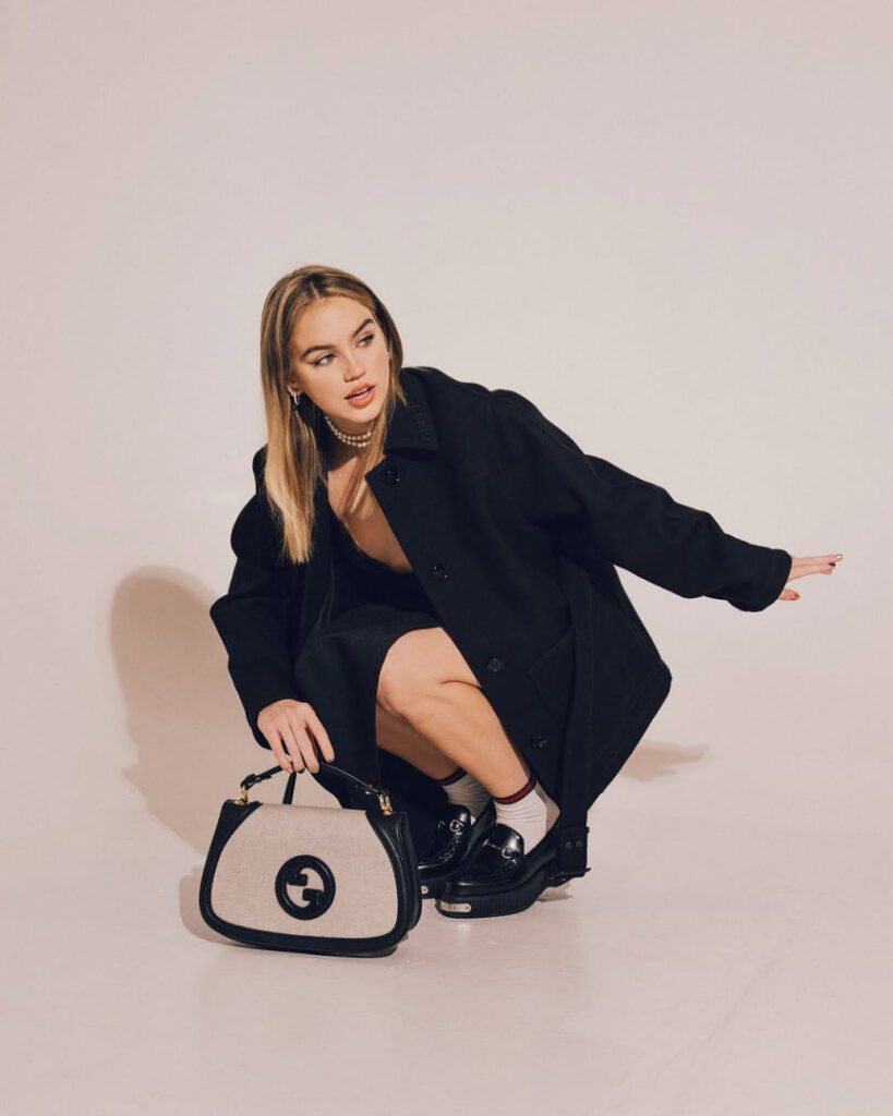 TikTok – Instagram – Emma Brooks – Nude