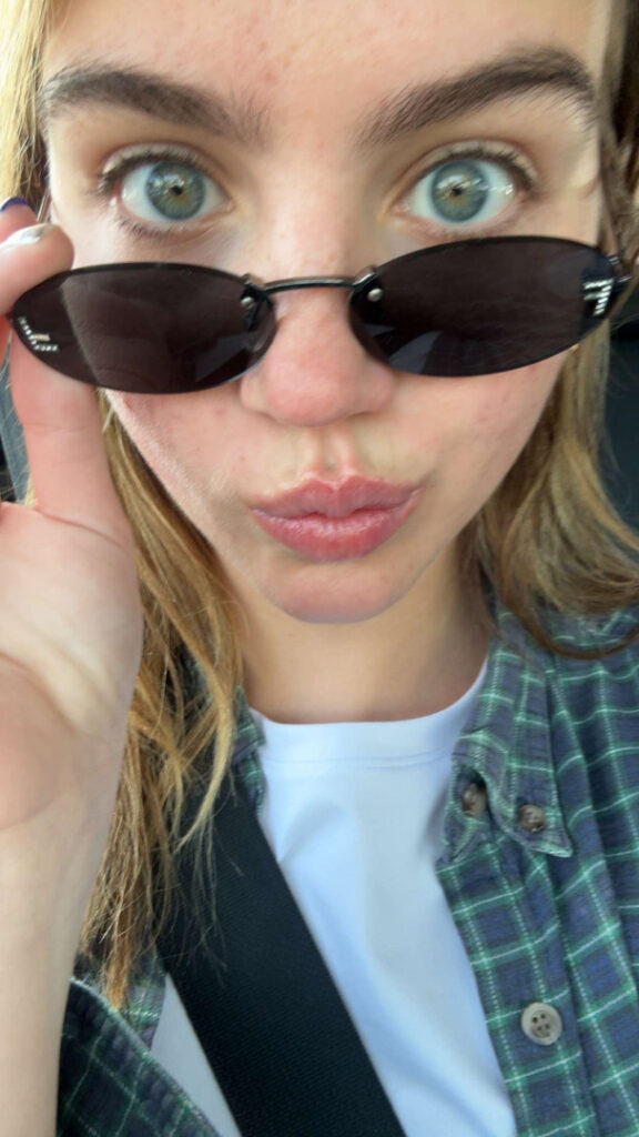 TikTok – Instagram – Emma Brooks – Nude