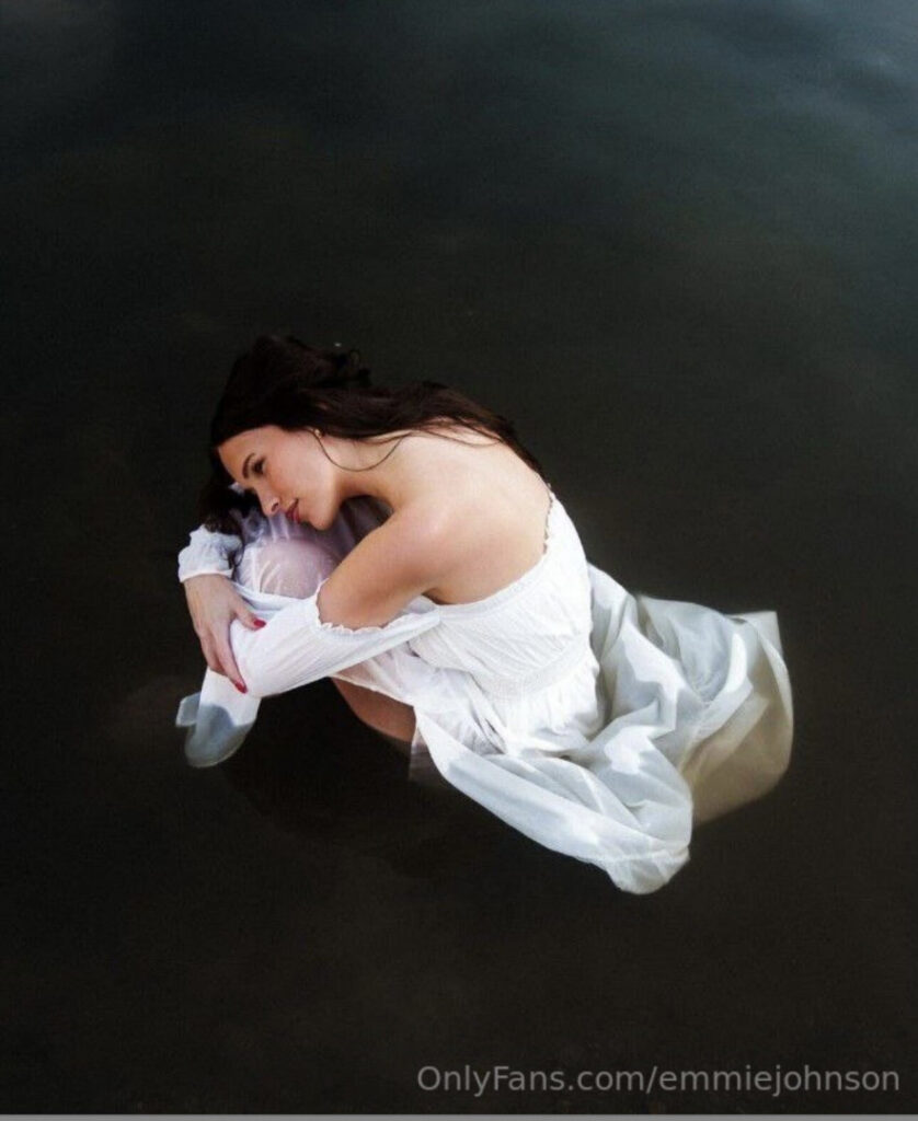 OnlyFans – Emmie Johnson – Nude