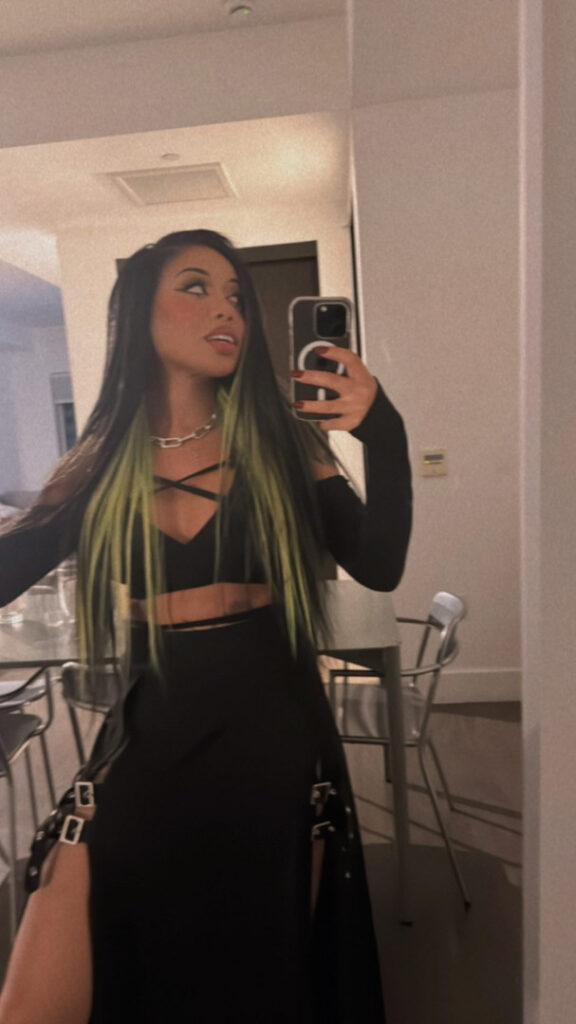 Youtube – T H I C C – Ebony – Ericka Bozeman aka BigBossBoze – Nude