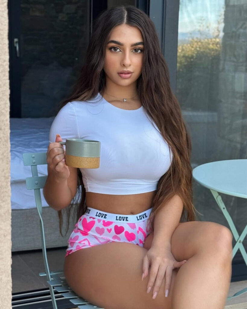 Instagram – eva savagiou – Nude