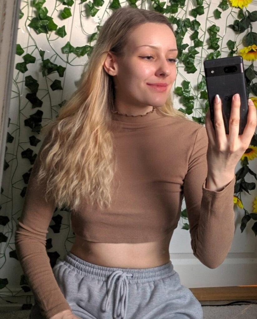 ASMR – Twitch – EvaBreem – Nude Leaks