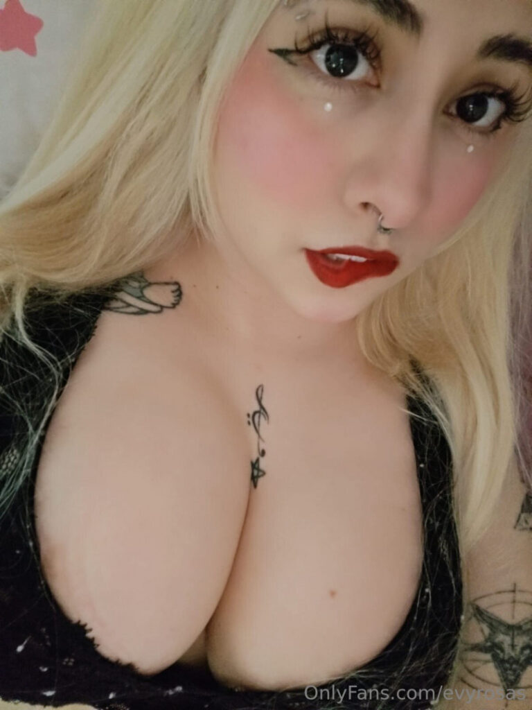 OnlyFans – TikTok – Cosplay – Evy Rosas – Nude