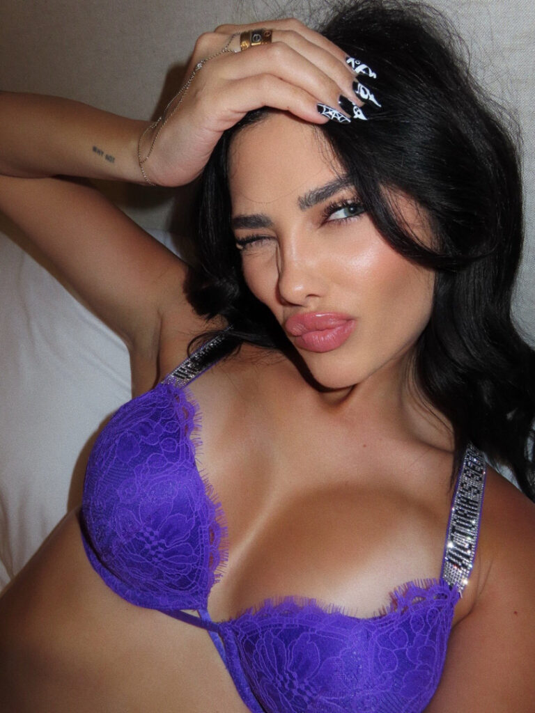 OnlyFans – Gigi Papasavvas – Nude