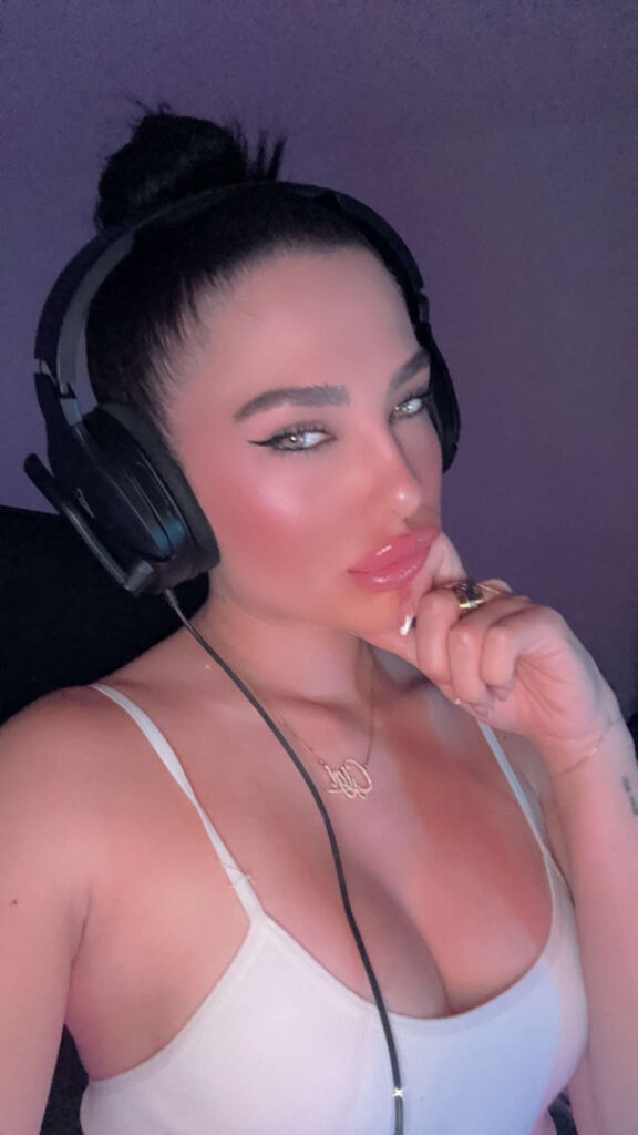 OnlyFans – Gigi Papasavvas – Nude