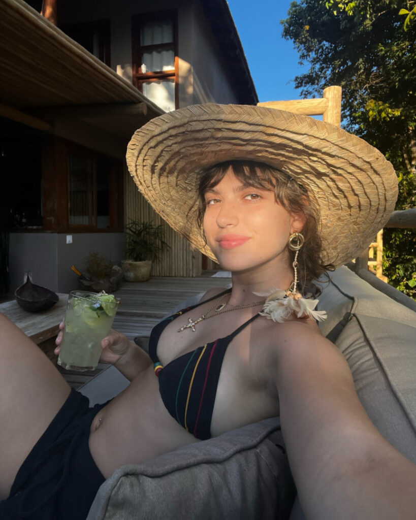 Brazil – Celeb – Giovanna Grigio – Nude Leaks