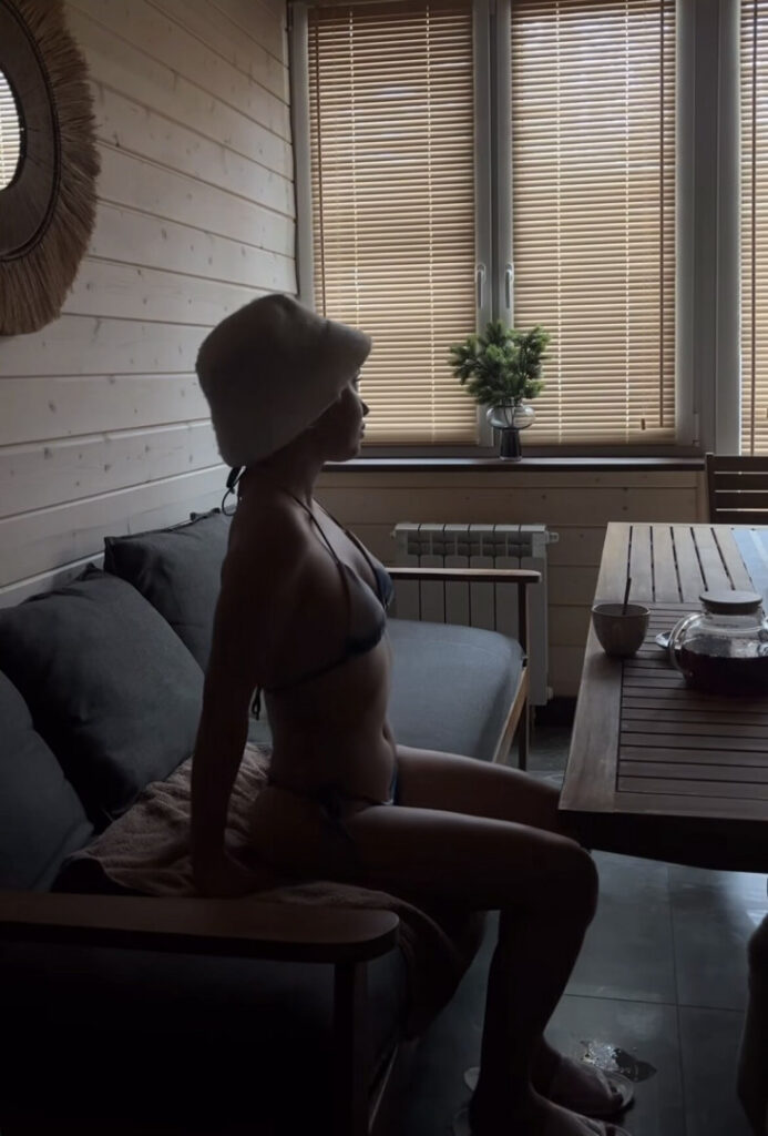 Fansly – girlwalkingonfire – Nude