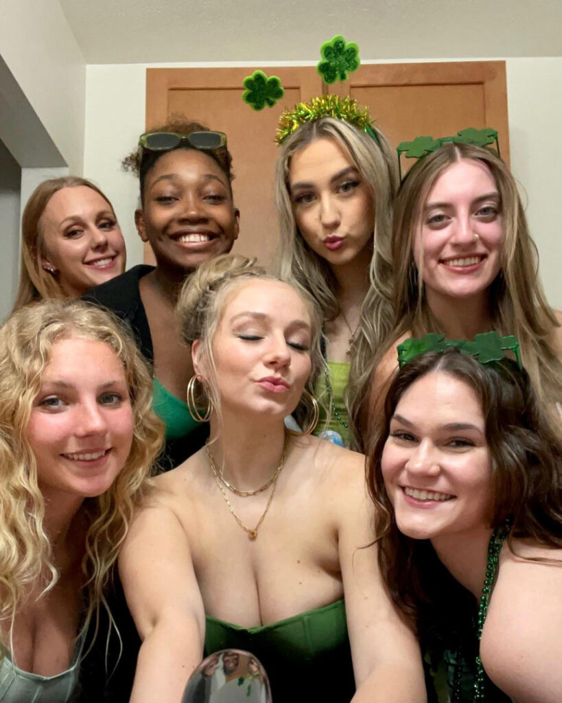 TikTok – Hannah Woods – Nude