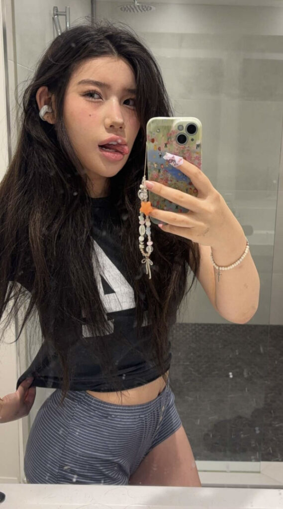 TikTok – Instagram – Hannahkae27 – Nude