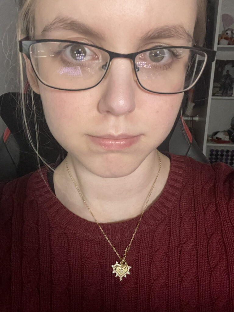 Twitch – T H I C C – HoxieLoxie – Nude